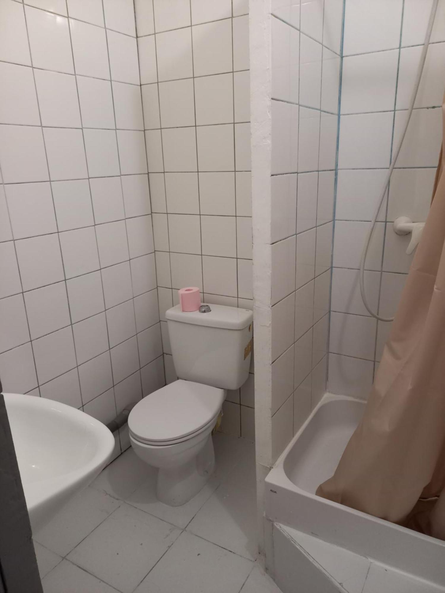 Hotel Du Cours Pertuis Dış mekan fotoğraf